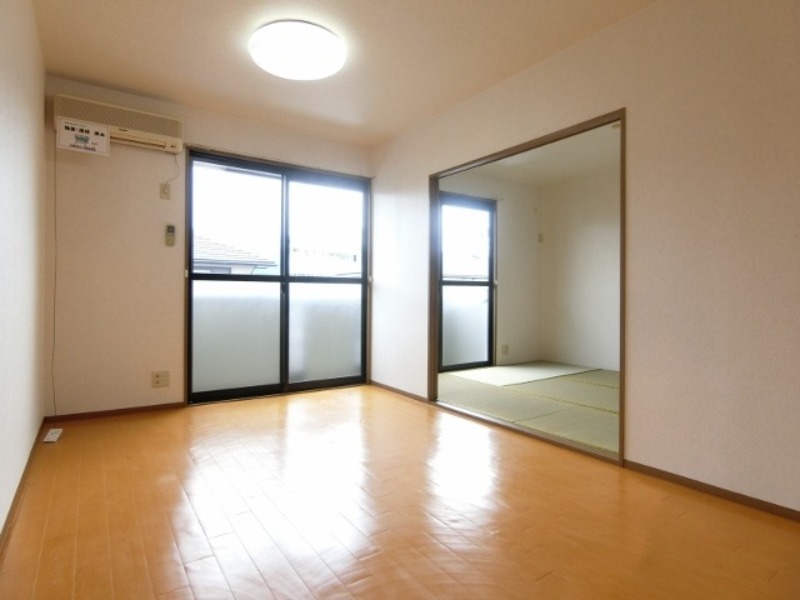 居室・リビング　図面と現状に相違がある場合には現状を優先