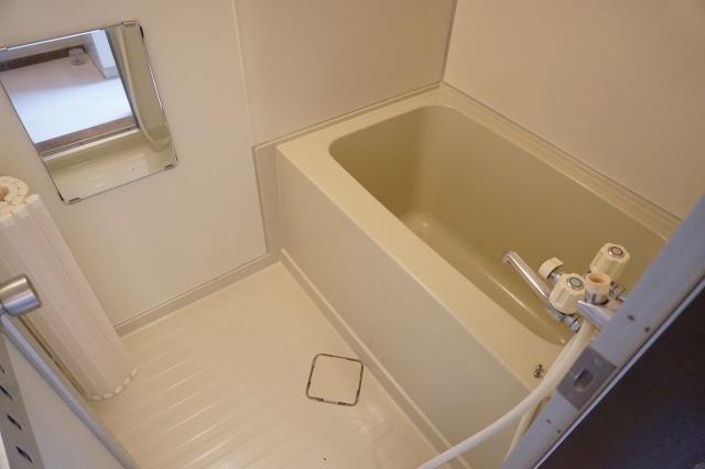 バス・シャワールーム　浴室