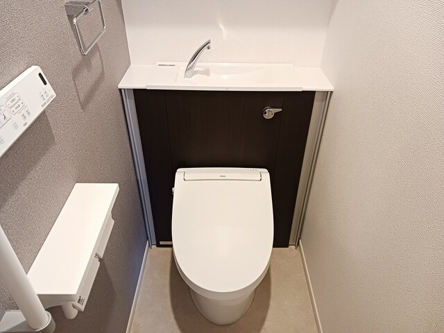 トイレ　図面と現状に相違がある場合には現状を優先