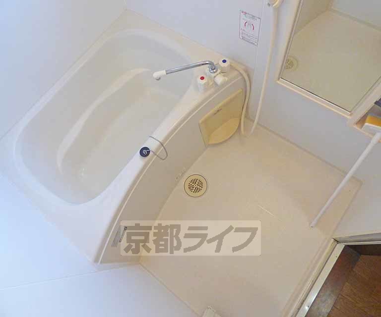 バス・シャワールーム　バスです。