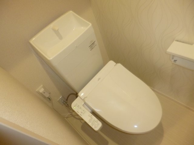 トイレ　ウォシュレット