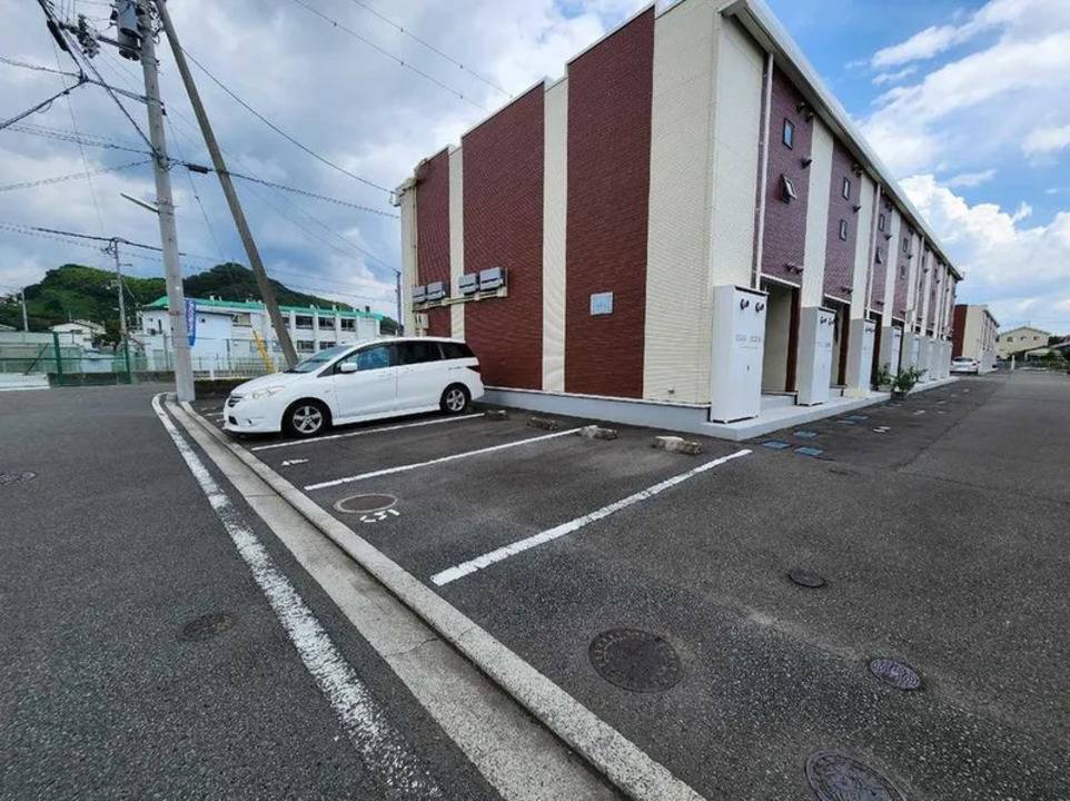 駐車場　駐車場