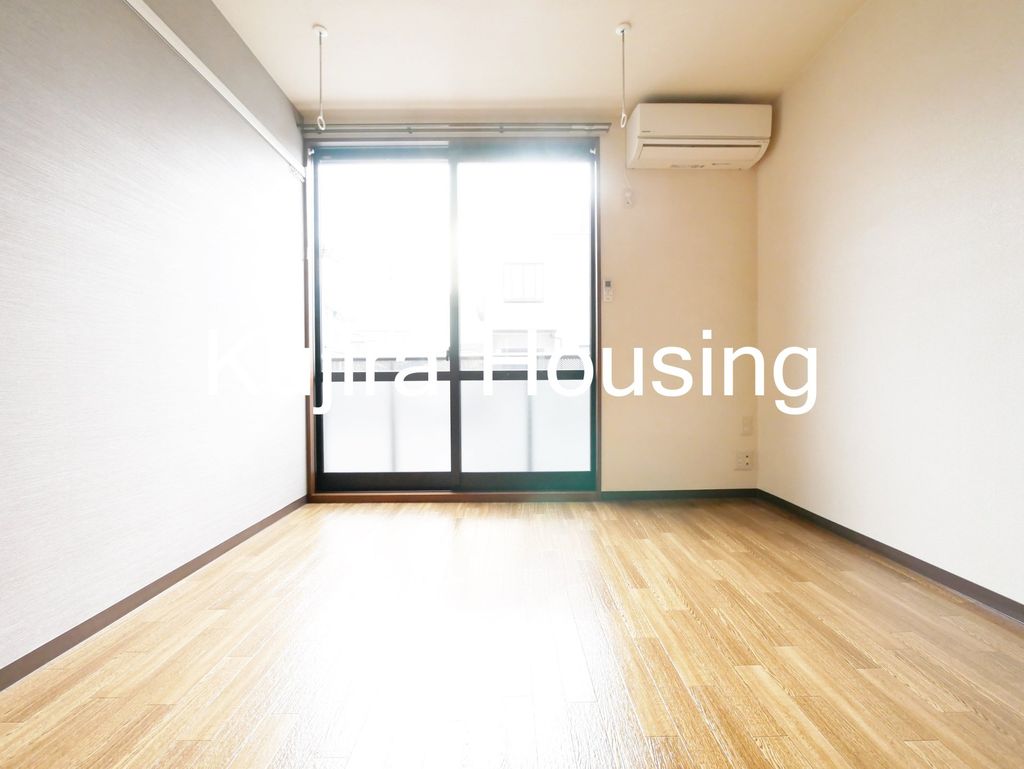 居室・リビング　★洋室６帖★