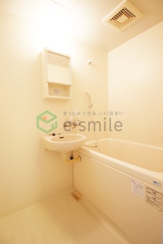 バス・シャワールーム　日々の暮らしに欠かせないお風呂です