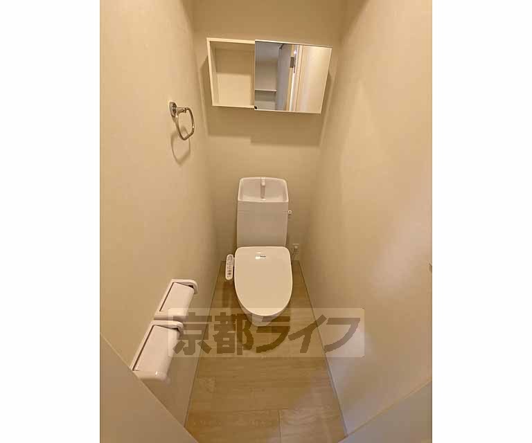 トイレ　洗浄機能付きトイレです。