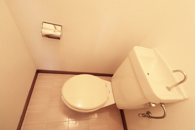 トイレ　バストイレ別なので毎日快適にお過ごしいただけます♪