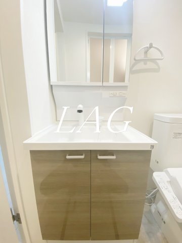 洗面設備　洗面台です。（同仕様です。）