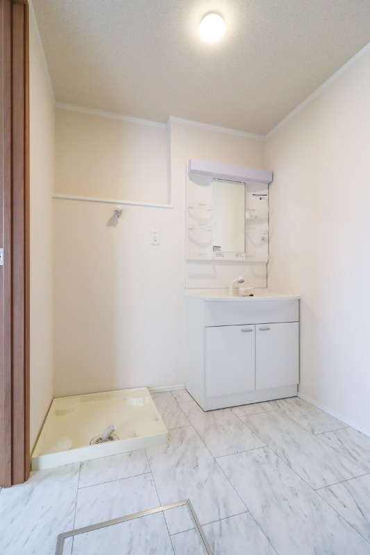 洗面設備　図面と現状に相違がある場合には現状を優先