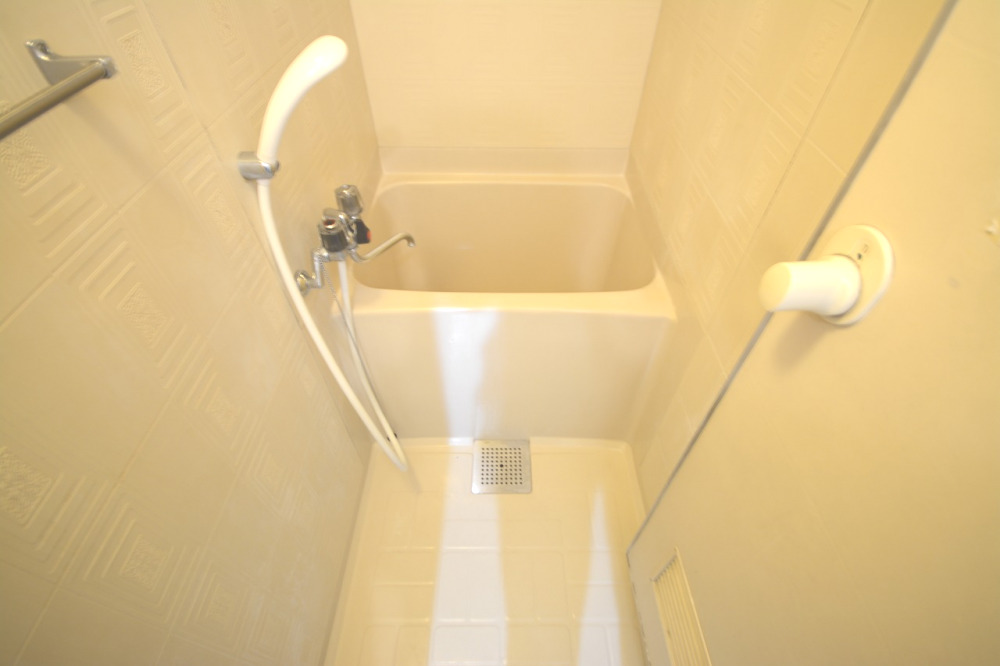 バス・シャワールーム　別号室画像。ご参考下さい