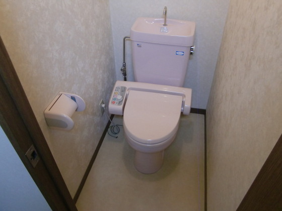 トイレ　※別号室の写真です