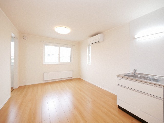 眺望　大きな窓があり明るいお部屋です♪