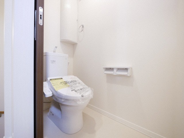トイレ　清潔感のあるウォシュレット付きのトイレです♪