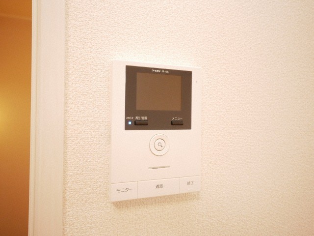 セキュリティ　TVモニターホンがあり安心感があります♪