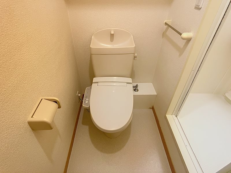 トイレ　※別部屋参照