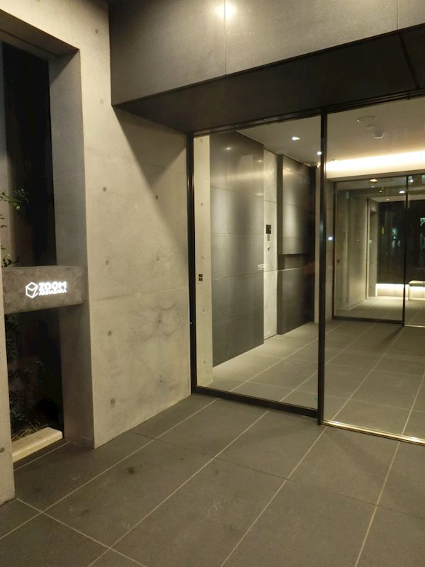 エントランス　エントランス