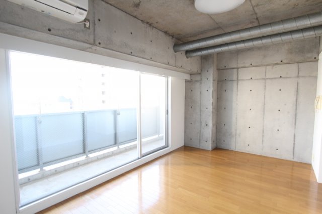 居室・リビング　使いやすい居間です