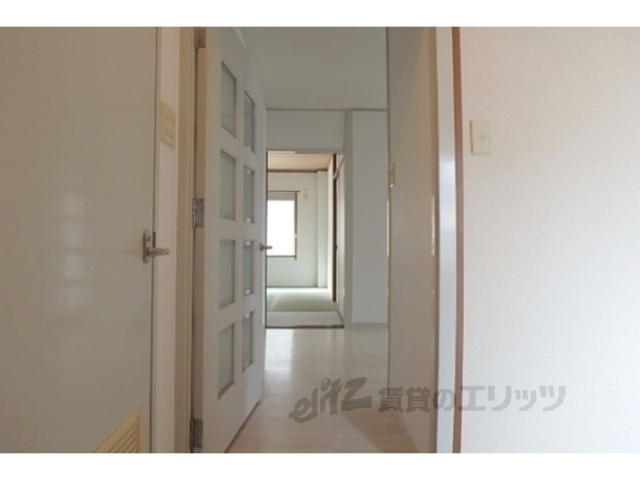 キッチン　入口扉