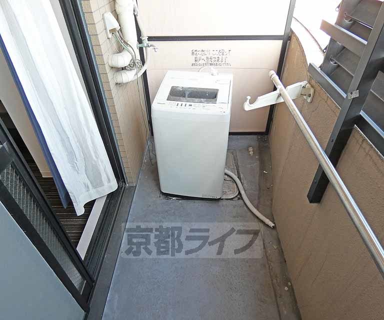 バルコニー　バルコニです