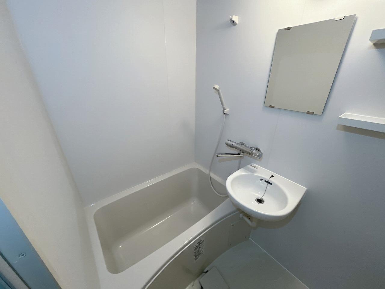 バス・シャワールーム　バスルーム