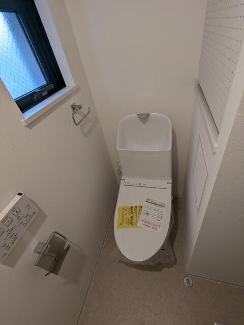 トイレ　別部屋参考画像