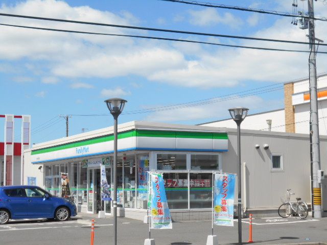 コンビニ　ファミリーマート磐田上岡田店（コンビニ）まで432m