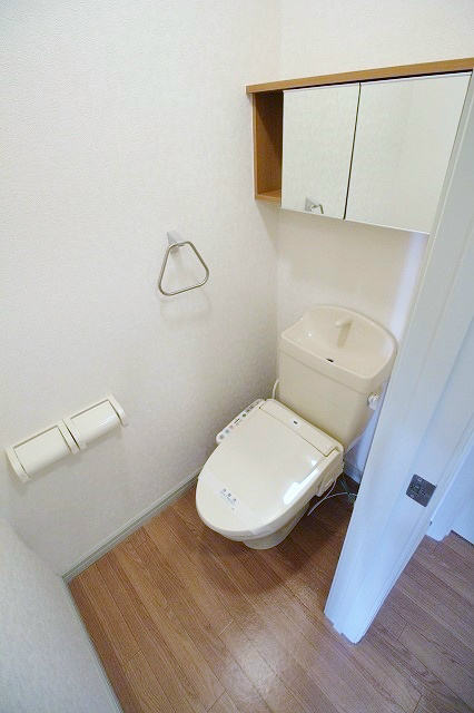 トイレ　ウォシュレット