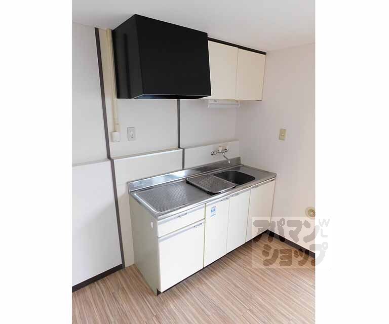 キッチン　広々としたキッチンです