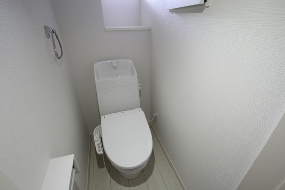 トイレ　※別部屋の写真です