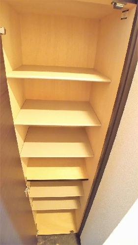 その他設備　靴箱