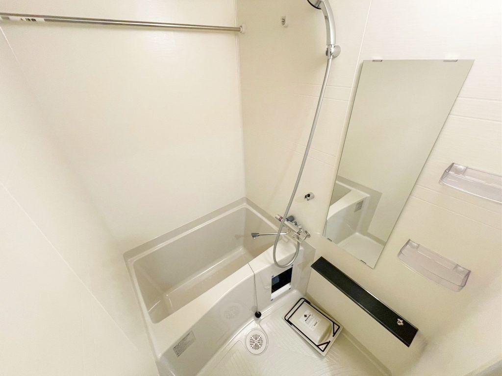 バス・シャワールーム　バス