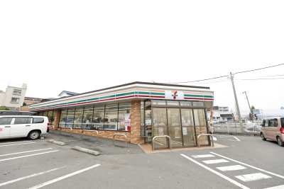 コンビニ　セブン－イレブン三浦海岸店（コンビニ）まで787m