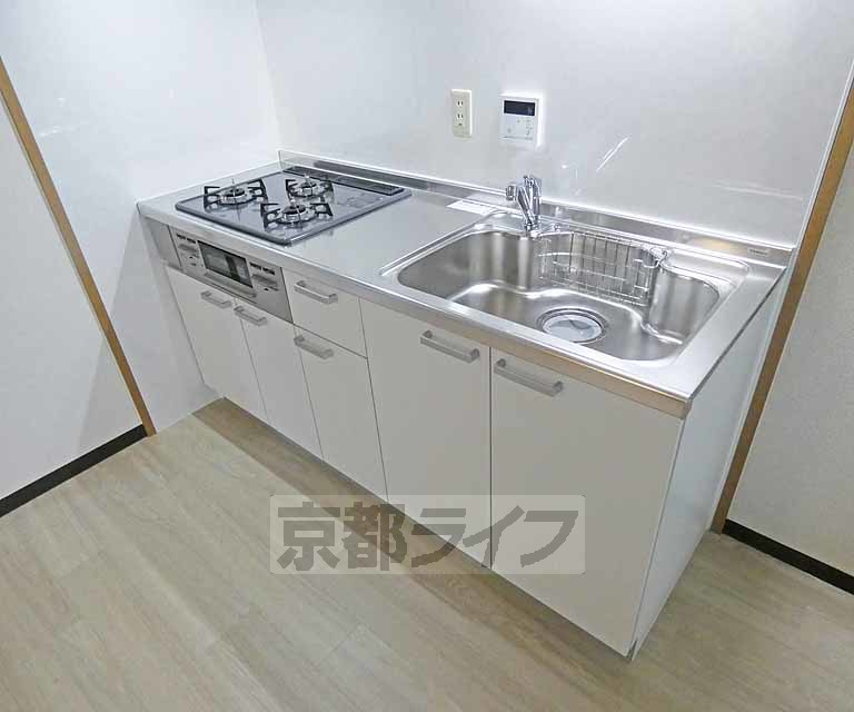 キッチン　キッチンです。