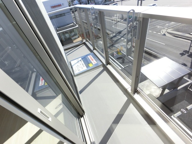 バルコニー　図面と現状に相違がある場合には現状を優先