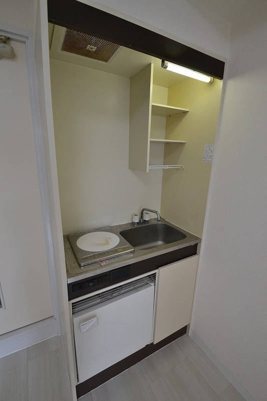 キッチン　キッチンスペース・１ドア冷蔵庫有り