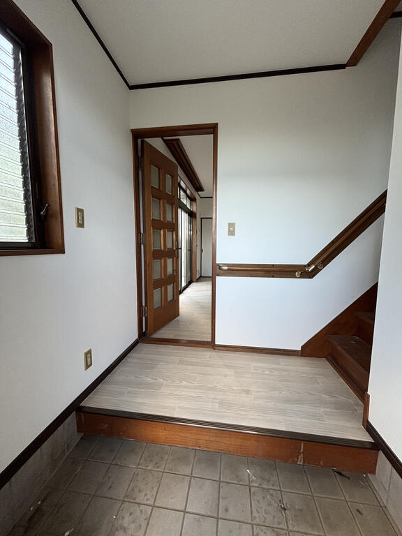 玄関　12月ハウスクリーニング完了予定♪