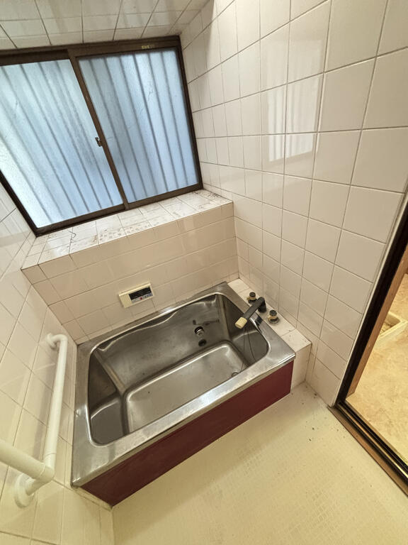 バス・シャワールーム　浴室２箇所あり♪