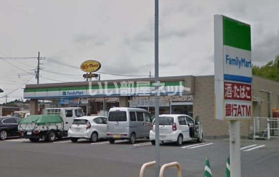 コンビニ　ファミリーマート茨城水戸米沢町店（コンビニ）まで762m