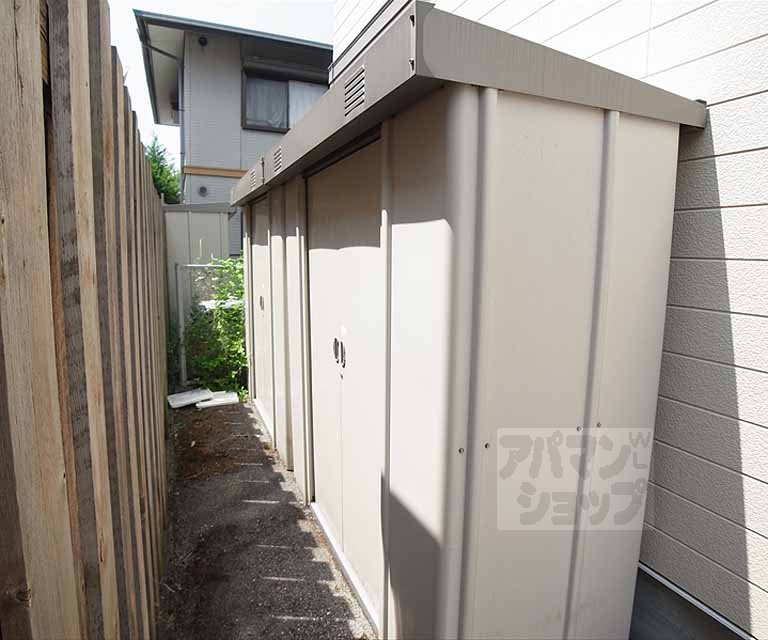 その他　各室用の用具入れ