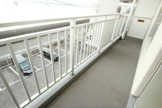 バルコニー　※別部屋の写真です