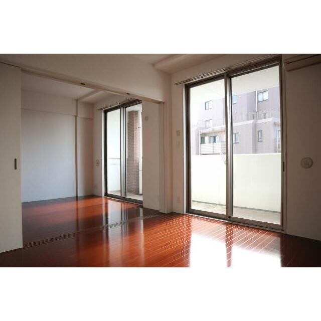 居室・リビング　※同建物別部屋参考写真