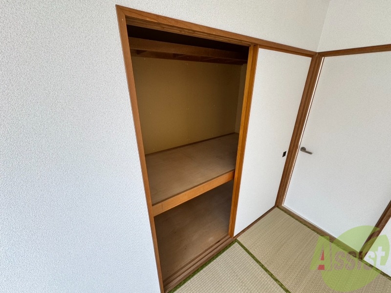 収納　押入です。和室はやっぱり落ち着きがありますね。