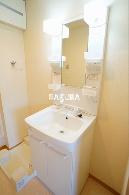 洗面設備　忙しい朝には欠かせない洗面所です♪