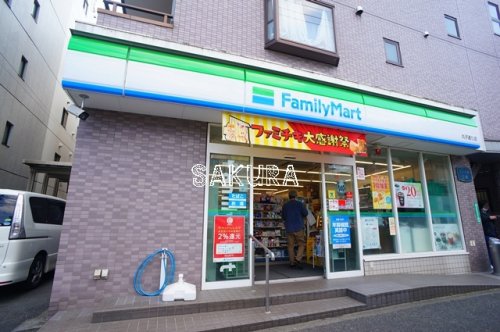 コンビニ　ファミリーマート丸子通り店（コンビニ）まで208m