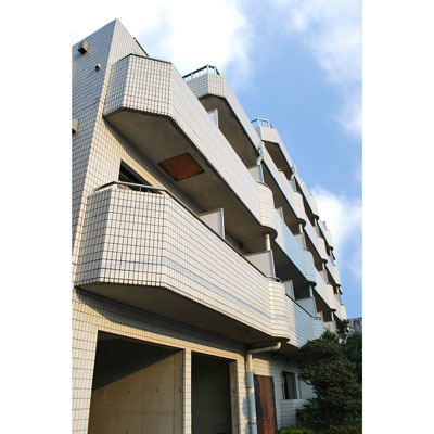 建物外観　家具家電付マンション