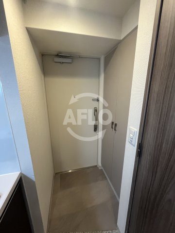 玄関　エステムコート新大阪XVIパルス　玄関