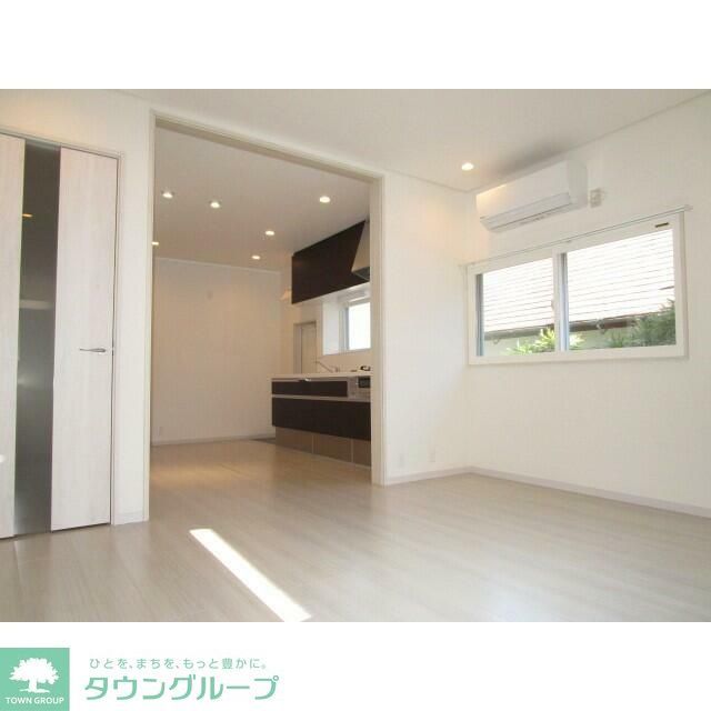 居室・リビング　★お部屋探しは株式会社タウンハウジング東京まで★