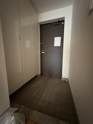 玄関　別のお部屋の参考写真です
