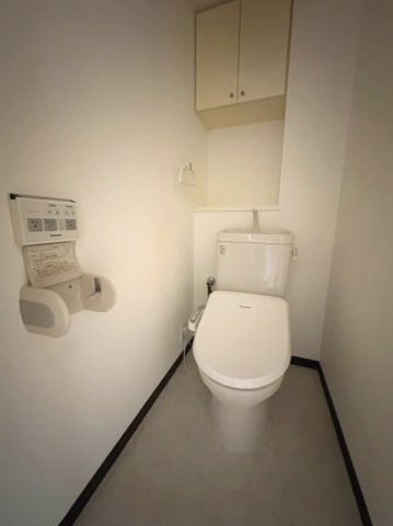 トイレ　別のお部屋の参考写真です