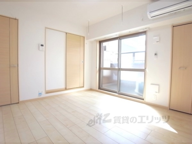 居室・リビング　居室