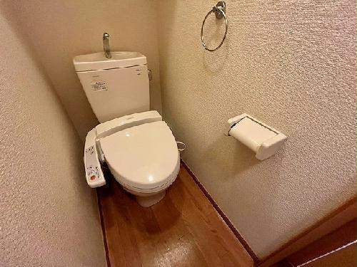 トイレ　現状優先。設置は現地と異なる可能性があります。